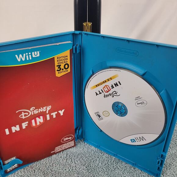 Disney Infinity (3.0 Edition) (Nintendo Wii U,‎ 2015) - Picture 3 of 4